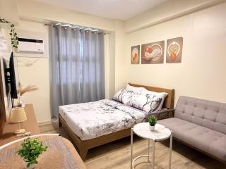 Calm Cove Steps Away from Lapu-lapu Beach Resorts - 5