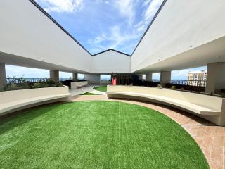 Calm Cove Steps Away from Lapu-lapu Beach Resorts - 3