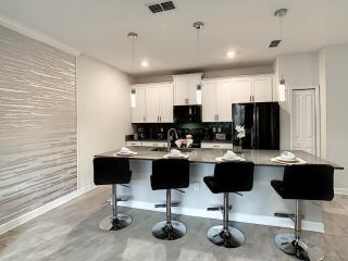 Dazzling Thematic 4BR with Waterpark & Private Pool - 9