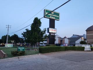 Executive Inn Oklahoma City NorthWest - 7