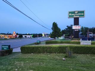 Executive Inn Oklahoma City NorthWest - 4