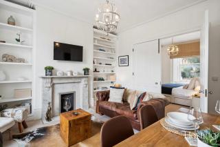 Promenade Terrace - 1 Bed Serene Riverside Flat - 3
