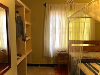 Upendo's Home - Earth-Toned Haven in Arusha - 1