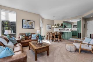Pilot Butte View Retreat, 1BR/1BA Mt. Bachelor Village Bend, OR - 5
