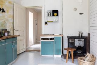 Bright and atmospheric apartment in a hundred year-old log house - 7