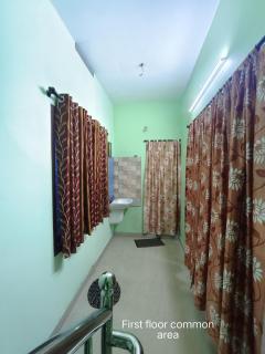 Serene Home Cozy home near Amritha Hospital - 2