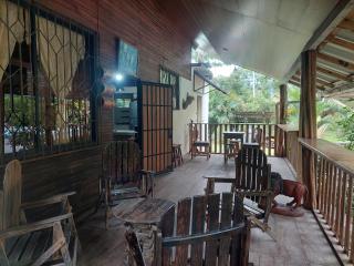 Leon's House - 6