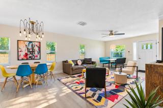 Perfect & Cozy Home in A Location - 6