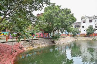 Singhasth homestay 2BHK apartment in HEART of city Jagatganj Benaras - 2