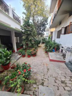 1RK flat onn terrace Singhasth Homestay - 2
