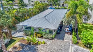 Beachside Bungalow - 1136 - 8