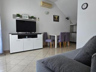 Apartment in Tribunj with sea view, balcony, air conditioning, W-LAN 5034-2 - 9