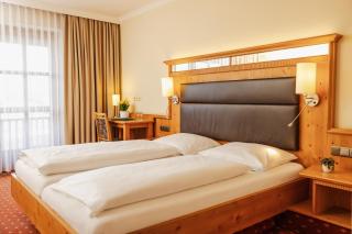 Hotel Amberger Hof - 2