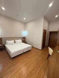 Safia Plaza Rich Garden - 1