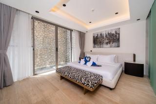 Seaview Signature Penthouses by Oceanblu - Patong - 1