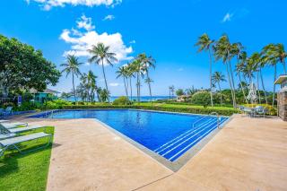 Beachfront Ocean Views Pools & Pickleball - 2