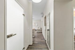 Modern 4-BR Apartment with Balcony and Near U6 Metro - Wien - 3
