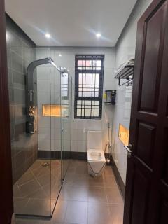 J&S Suites Kiwatule - 7