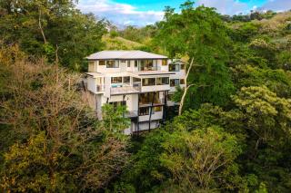 Luxury Brand New Casa Rambutan 3BR - 2