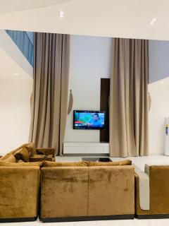 2 Bedroom house Near Redrow Estate Phase II - 2