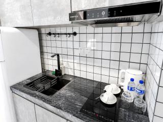 Skyline Grand City Condo - 6