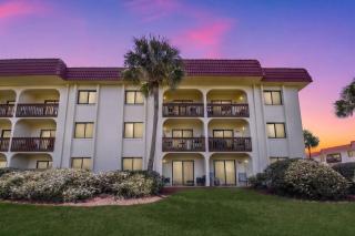 Cool Waves Oceanfront Retreat - St Augustine Beach 2 Pools 5 Hot Tubs! On the Beach - 1