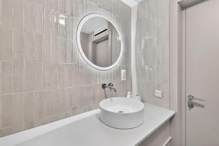 Historic Center Apartment - Near Castle & River - 5