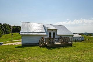 The Minnie House: Farm Retreat Near Cambridge - 8
