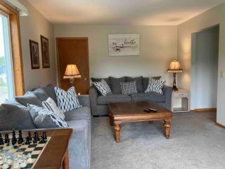 Bass Creek's Cozy Outback Country Retreat - 9