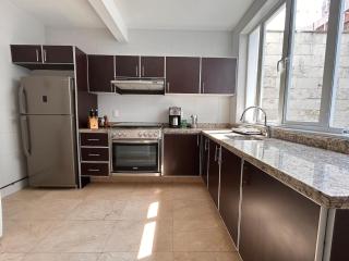 Condesa Residence Campeche 2 Spacious Ground-Level Apartment in the Heart of Condesa - Mexico City - 8
