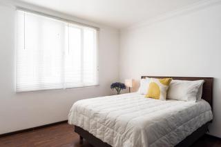 Condesa Residence 7 Stylish 2 Bedroom, 1 Bathroom Residence Accentuating Expansive Interiors - 1
