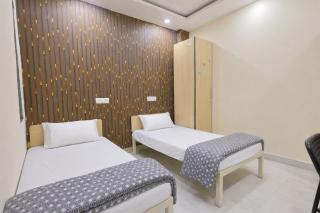 Flexibay Girls Hostel Campus Stays - 9