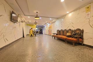 Flexibay Girls Hostel Campus Stays - 8
