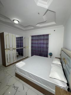 ABCT LUXURy APARTMENT - 4