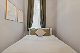 Spacious 3-BR, Near City Center and Metro U4 - 1