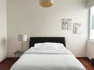Condesa Residence Amsterdam F Elegant Residence with Inviting Ambiance on Amsterdam Avenue - 3