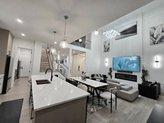 Luxury Mansion 3 Ensuites and Year-Round Gazebo - 6
