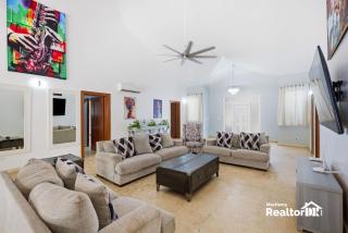 Stunning 6BR Villa with private pool - 9