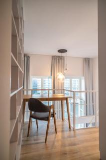 Old Town Loft - River View - Balcony - Wrocław - 8
