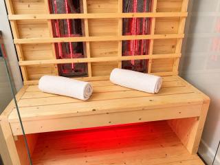Luxus Privat-Spa mit Whirlpool, Sauna & Heimkino - 5