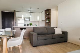 Exclusive Apt in Las Condes Balcony & Pool - 1