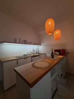 Rin White Hotel - 8