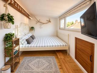 Satori Lodge top location city center next to Serdika Metrostation - 3