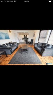 Beach Flat in Blundellsands, availble again - 9