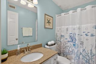 Lake Hamilton 2BR/2BA - Balcony & Lake Access - 7