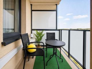 Płock Central Apt - Balcony, Air Conditioning by Rentujemy - 1