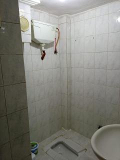 4-Bedroom Apartment with River View, Garden, and 24 7 Self Check-in - 3