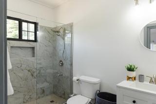 Villa Nova Townhouse Unit #1 - 1