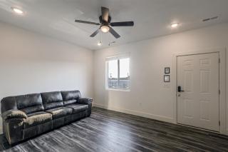 Stay Awhile! Convenient East Wichita Retreat - 7