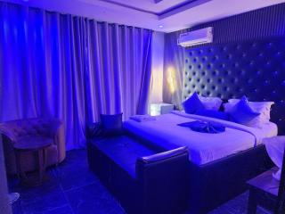 Okanseth-Sethhotel, Ozoro - 1